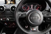 Audi A1 TFSI S LINE 19