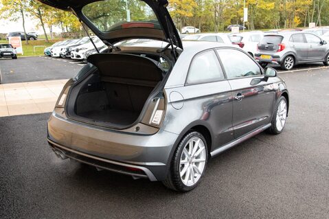 Audi A1 TFSI S LINE 35