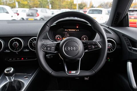 Audi TT TFSI S LINE 21