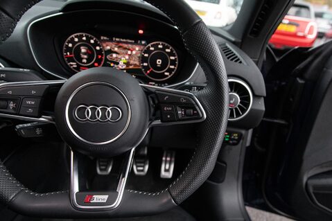 Audi TT TFSI S LINE 20