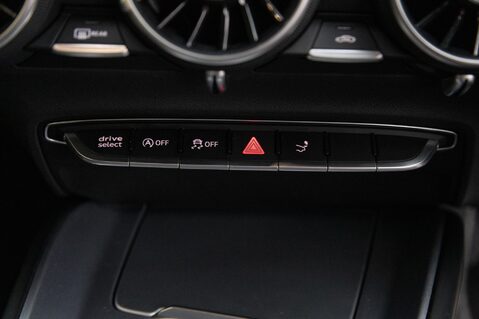 Audi TT TFSI S LINE 31