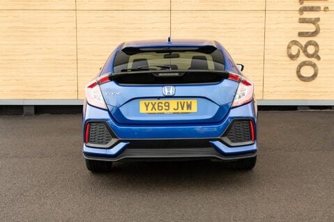 Honda Civic VTEC SPORT LINE 6