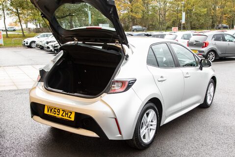 Toyota Corolla VVT-I ICON TECH 35