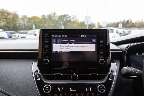 Toyota Corolla VVT-I ICON TECH 26