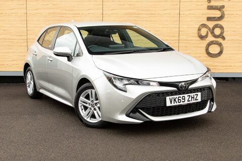 Toyota Corolla VVT-I ICON TECH 1