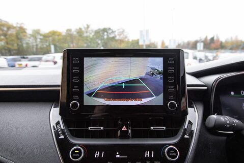 Toyota Corolla VVT-I ICON TECH 28