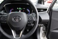 Toyota Corolla VVT-I ICON TECH 20