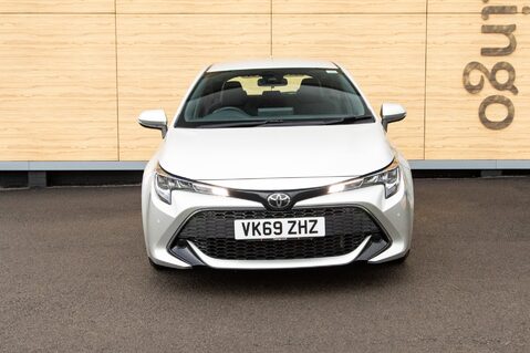 Toyota Corolla VVT-I ICON TECH 5