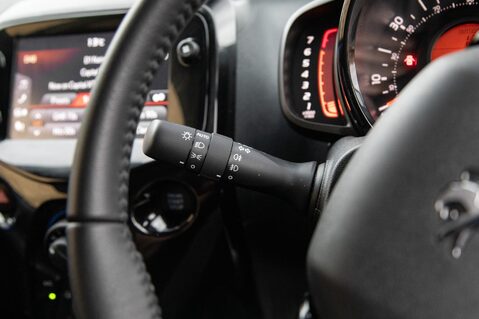 Peugeot 108 ALLURE 17