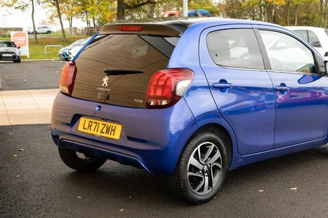 Peugeot 108 ALLURE 8