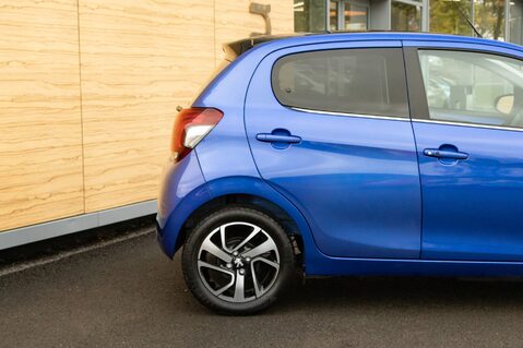 Peugeot 108 ALLURE 7