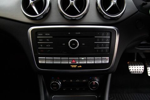 Mercedes-Benz GLA Class GLA 250 4MATIC AMG LINE EDITION 42