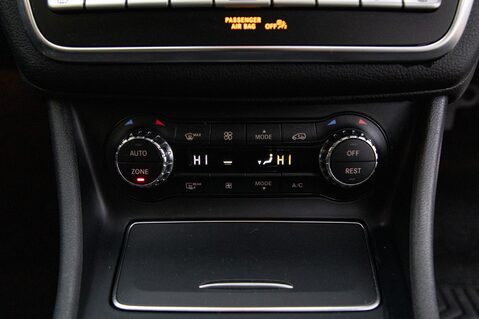 Mercedes-Benz GLA Class GLA 250 4MATIC AMG LINE EDITION 43