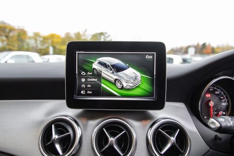 Mercedes-Benz GLA Class GLA 250 4MATIC AMG LINE EDITION 34