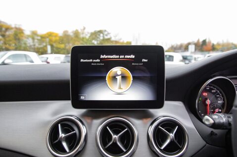 Mercedes-Benz GLA Class GLA 250 4MATIC AMG LINE EDITION 27