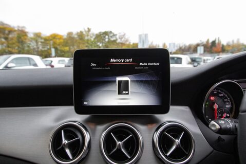 Mercedes-Benz GLA Class GLA 250 4MATIC AMG LINE EDITION 25