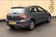 Volkswagen Golf SE NAVIGATION TSI 2