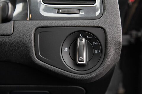 Volkswagen Golf SE NAVIGATION TSI 16