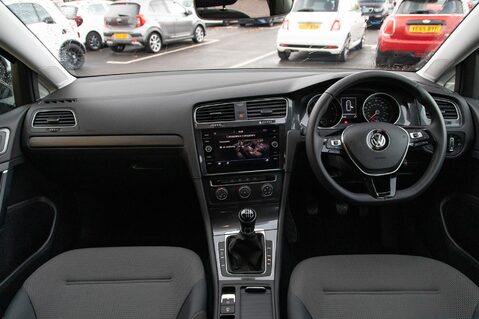 Volkswagen Golf SE NAVIGATION TSI 3