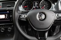 Volkswagen Golf SE NAVIGATION TSI 19