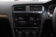 Volkswagen Golf SE NAVIGATION TSI 24