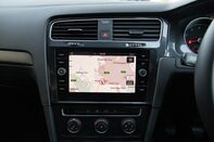 Volkswagen Golf SE NAVIGATION TSI 25