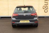 Volkswagen Golf SE NAVIGATION TSI 6
