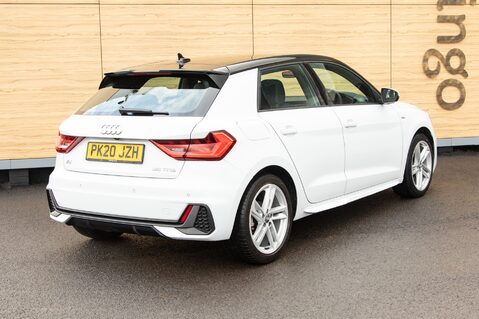 Audi A1 SPORTBACK TFSI S LINE 2