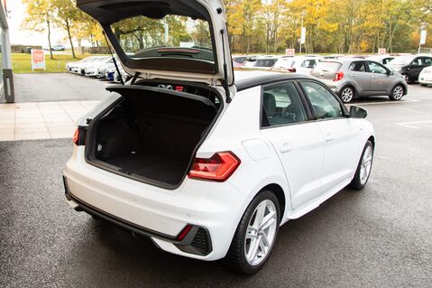 Audi A1 SPORTBACK TFSI S LINE 37