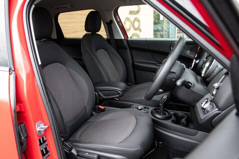 Mini Countryman COOPER D CLASSIC 29