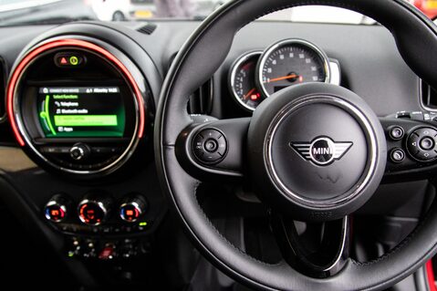 Mini Countryman COOPER D CLASSIC 18