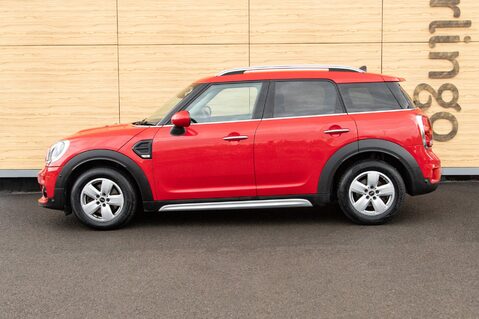 Mini Countryman COOPER D CLASSIC 13