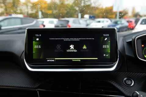 Peugeot 208 PURETECH ALLURE PREMIUM S/S 28