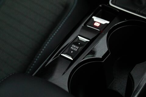 Peugeot 208 PURETECH ALLURE PREMIUM S/S 35