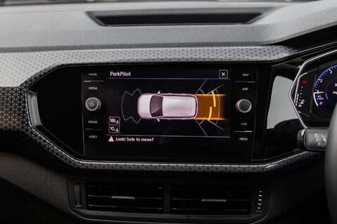 Volkswagen T-Cross SEL TSI DSG 28