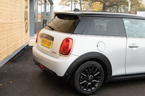 Mini Hatch COOPER CLASSIC 8