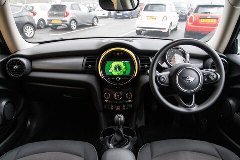 Mini Hatch COOPER CLASSIC 3