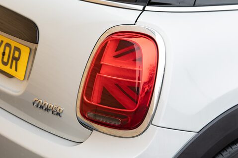 Mini Hatch COOPER CLASSIC 9