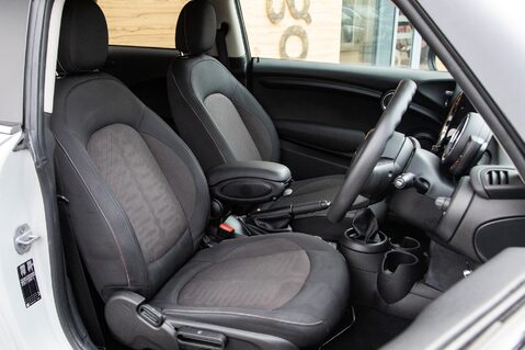 Mini Hatch COOPER CLASSIC 28