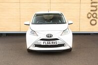 Toyota Aygo VVT-I X-PURE 5