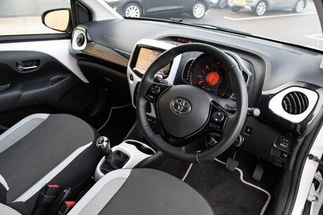 Toyota Aygo VVT-I X-PURE
