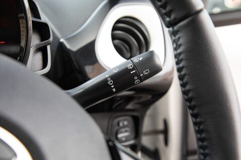 Toyota Aygo VVT-I X-PURE 18