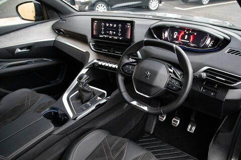 Peugeot 3008 PURETECH S/S GT 4