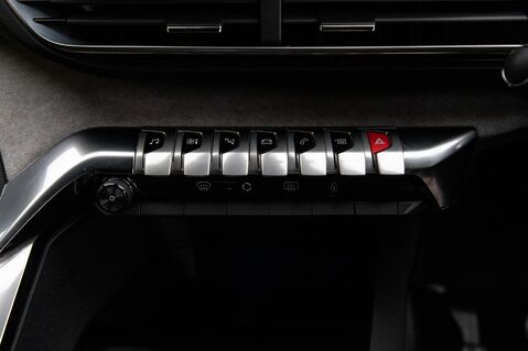 Peugeot 3008 PURETECH S/S GT 33