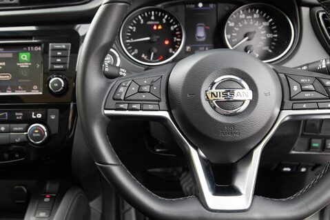 Nissan Qashqai DIG-T N-TEC DCT 19