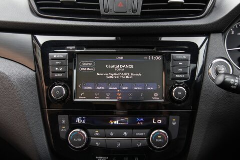 Nissan Qashqai DIG-T N-TEC DCT 25