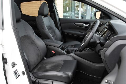 Nissan Qashqai DIG-T N-TEC DCT 30