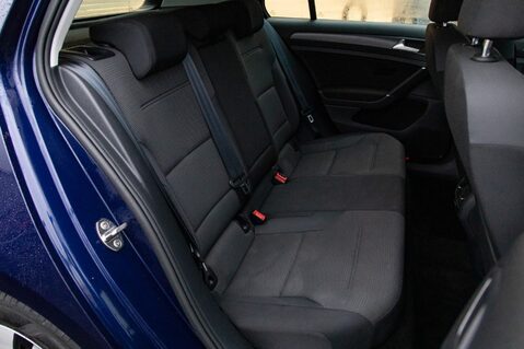 Volkswagen Golf E-GOLF 36