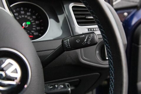 Volkswagen Golf E-GOLF 18