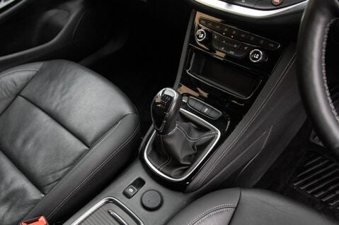 Vauxhall Astra ELITE NAV 27